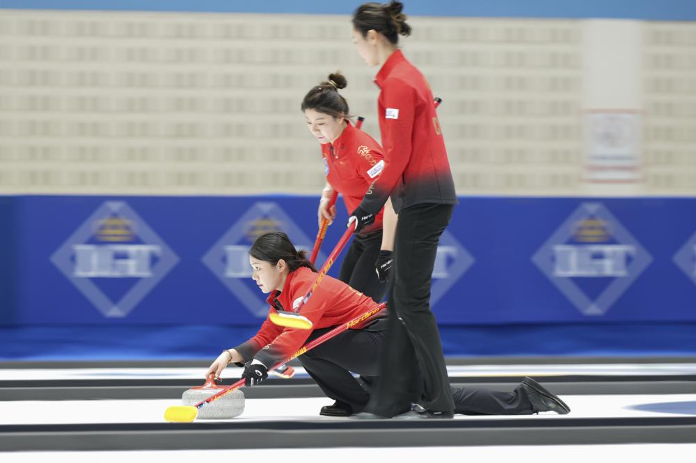 现代女性在 现代女性在